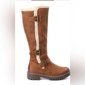 Women's Light Brown Size 8 Cliffs by White Mountain, Merritt Boot. Brand new.
